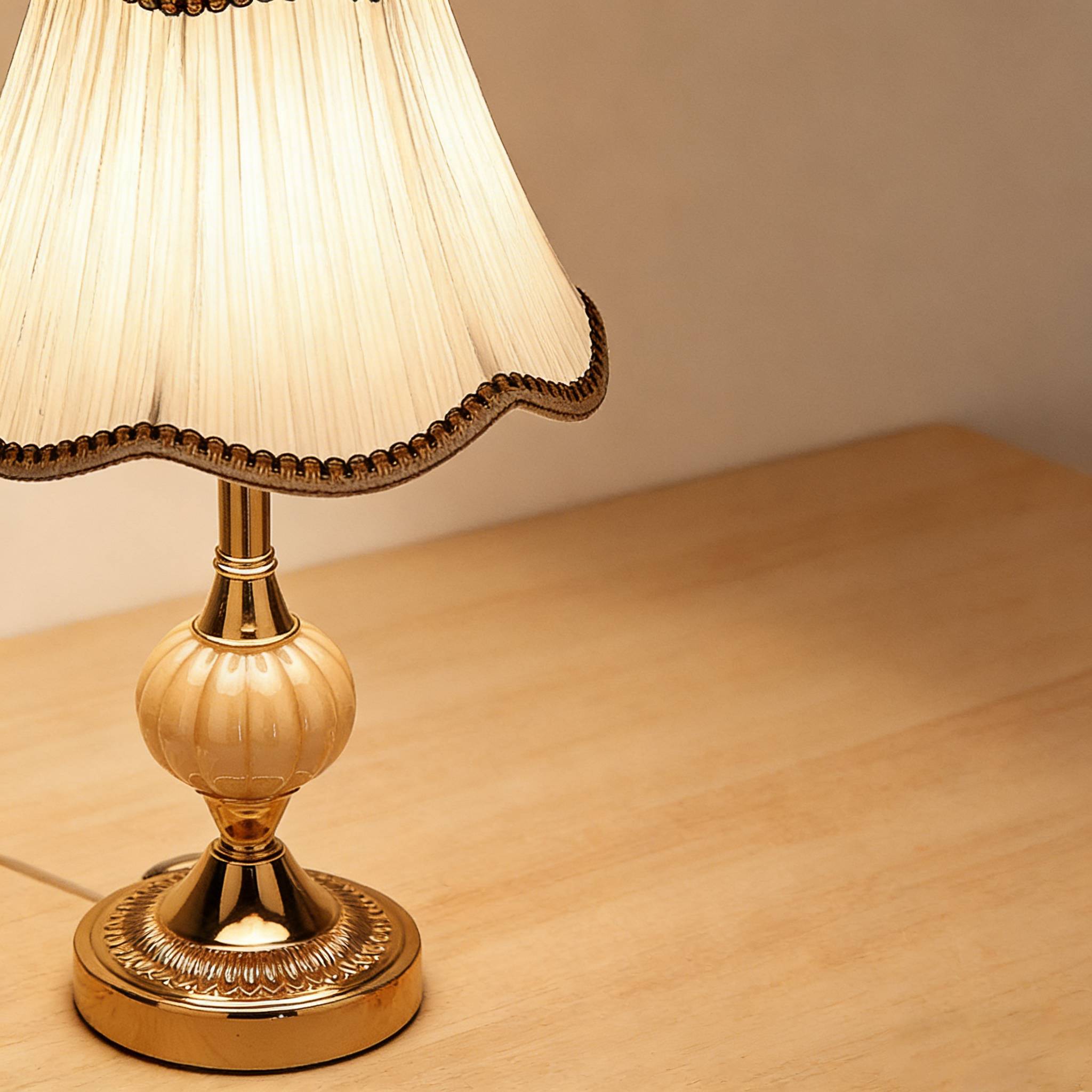 european minimalist glass table lamp – pattern 2 european minimalist glass table lamp – pattern 2